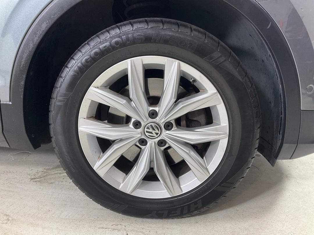 Photo '9' of Volkswagen Tiguan