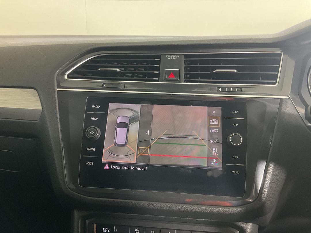 Photo '32' of Volkswagen Tiguan