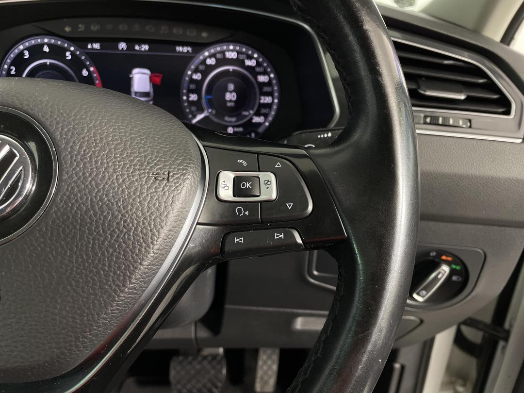 Photo '35' of Volkswagen Tiguan