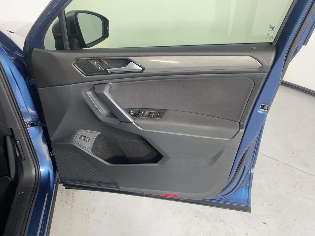 Photo '15' of Volkswagen Tiguan