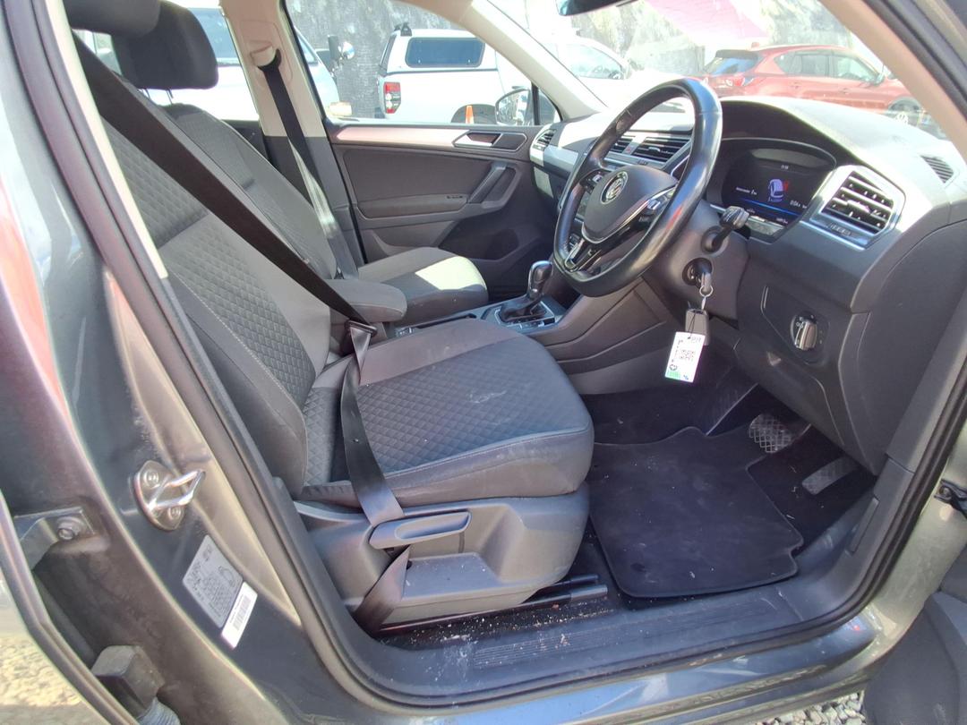 Photo '14' of Volkswagen Tiguan TSI Comfortline 2WD Photo '14' of Volkswagen Tiguan TSI Comfortline 2WD