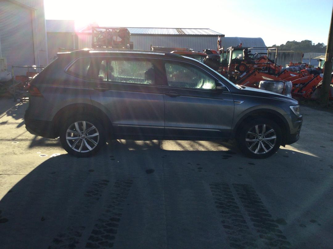 Photo '8' of Volkswagen Tiguan Allspace TSI CL 2WD Photo '8' of Volkswagen Tiguan Allspace TSI CL 2WD