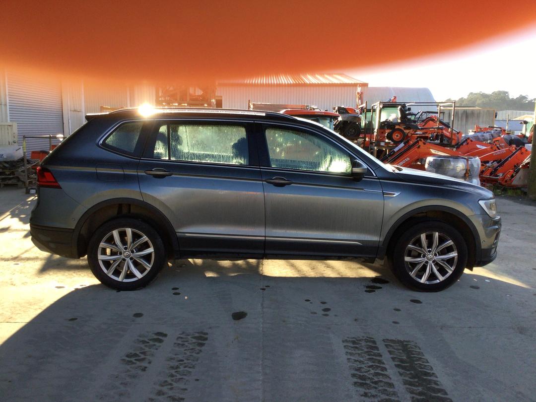 Photo '9' of Volkswagen Tiguan Allspace TSI CL 2WD Photo '9' of Volkswagen Tiguan Allspace TSI CL 2WD