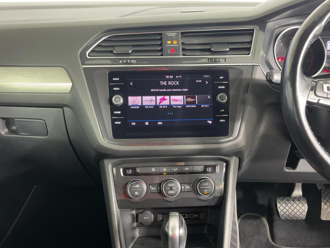 Photo '18' of Volkswagen Tiguan