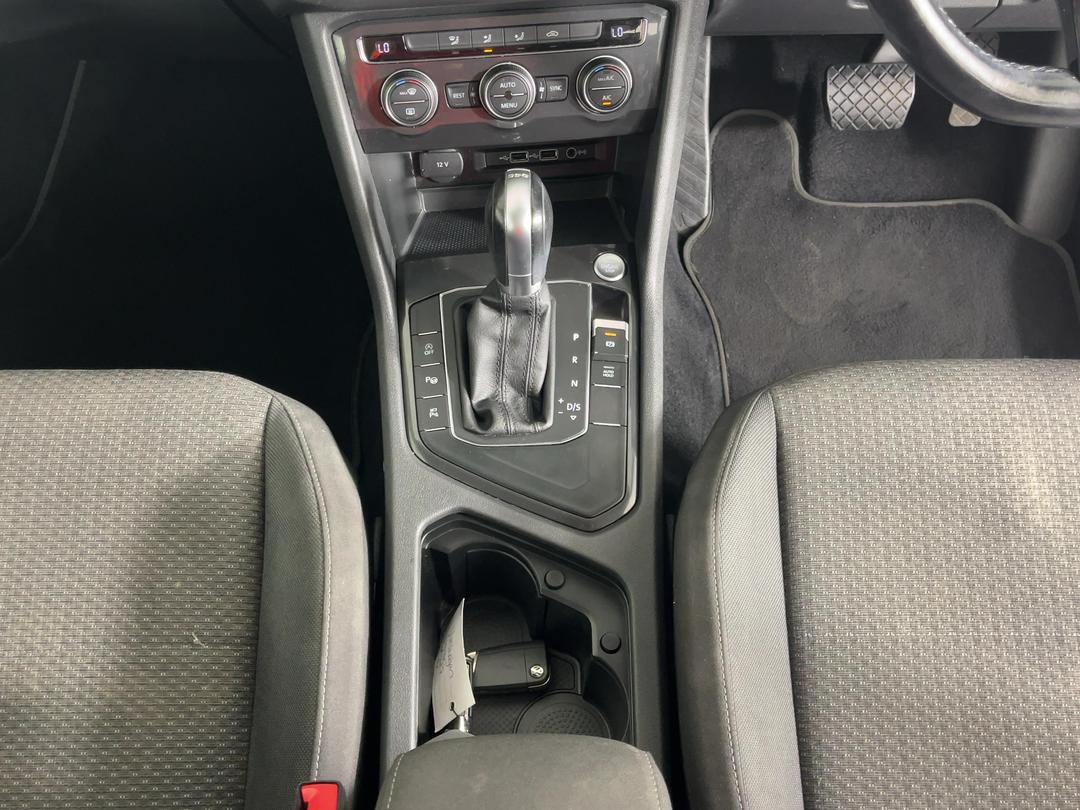 Photo '23' of Volkswagen Tiguan