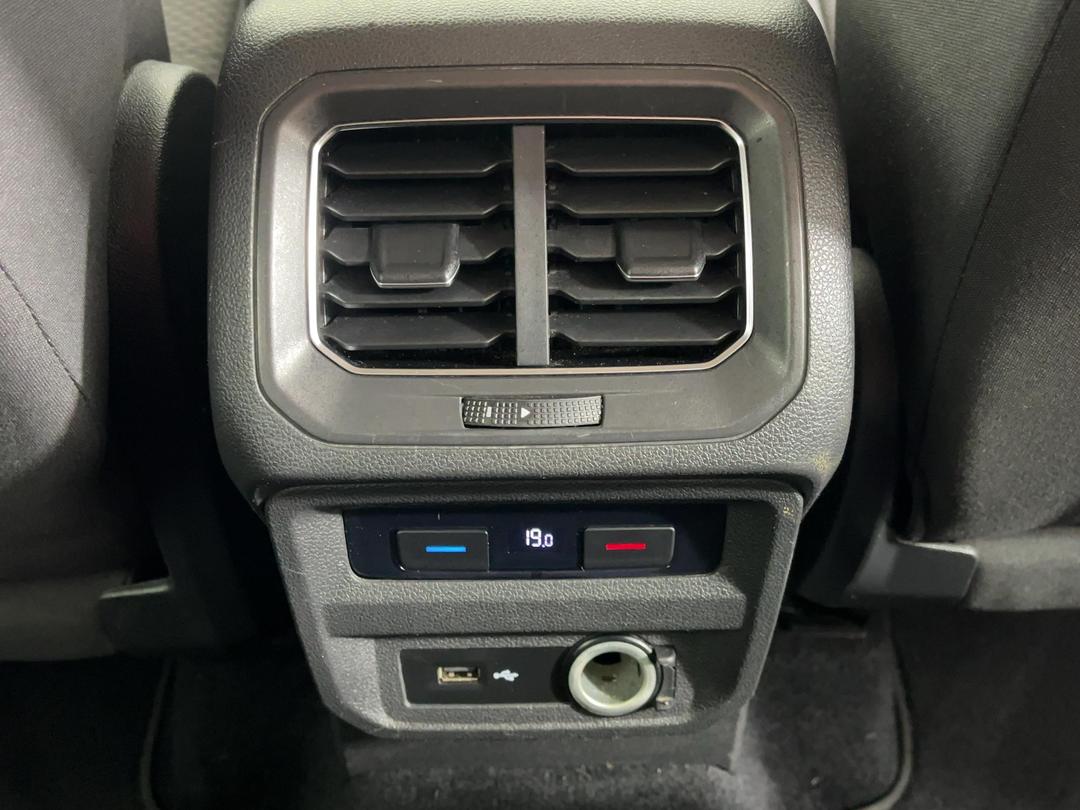 Photo '24' of Volkswagen Tiguan