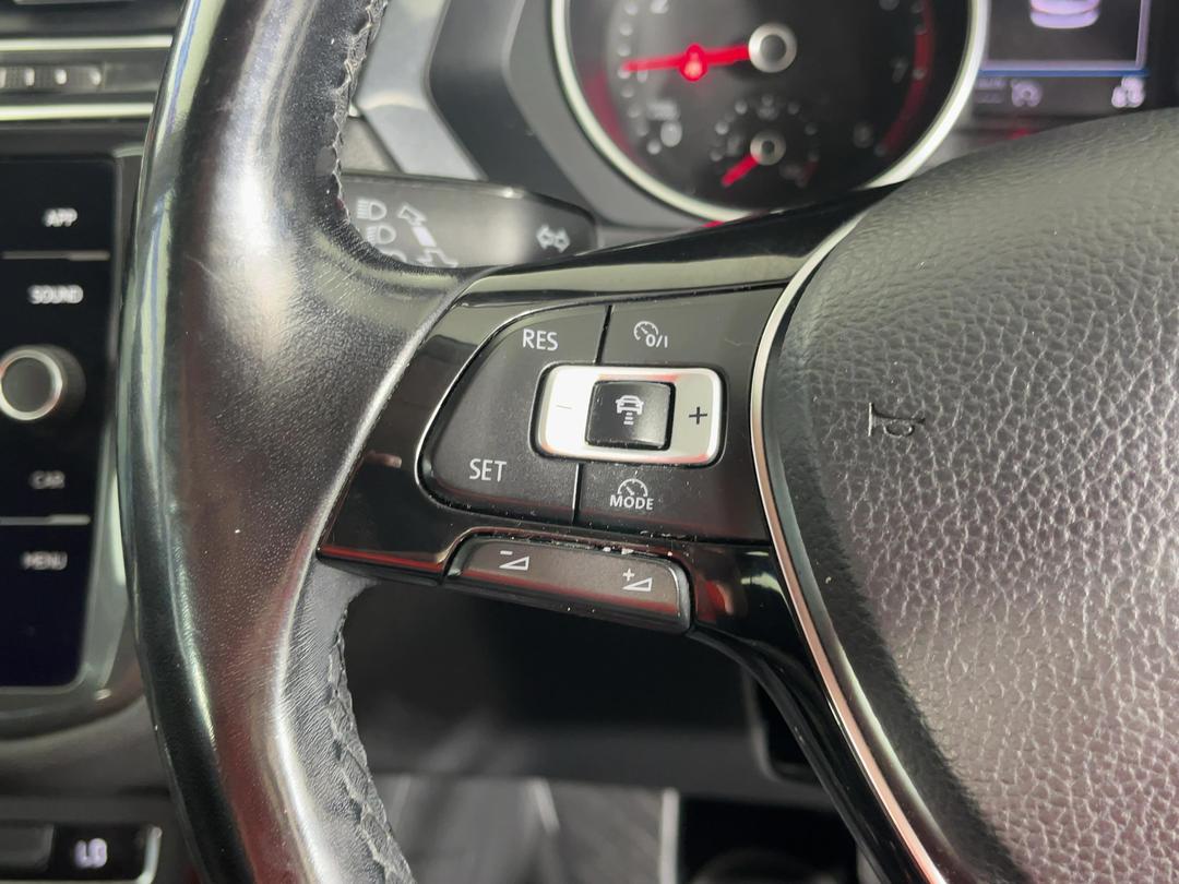 Photo '30' of Volkswagen Tiguan
