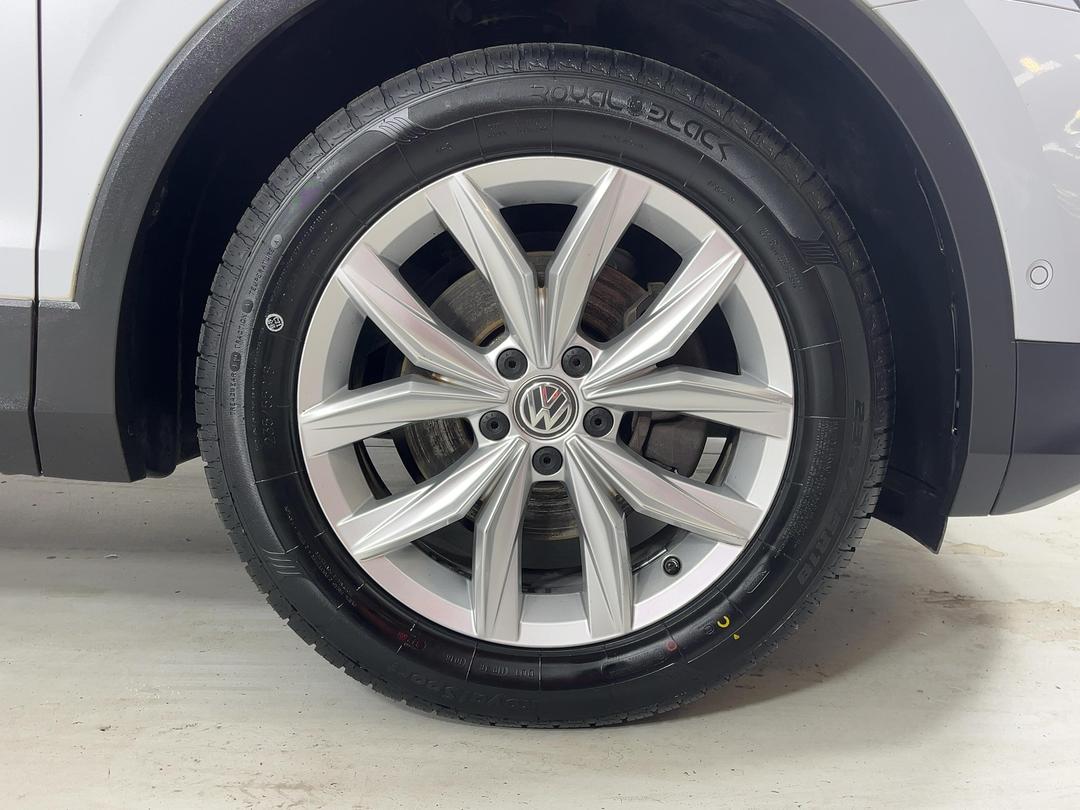 Photo '9' of Volkswagen Tiguan