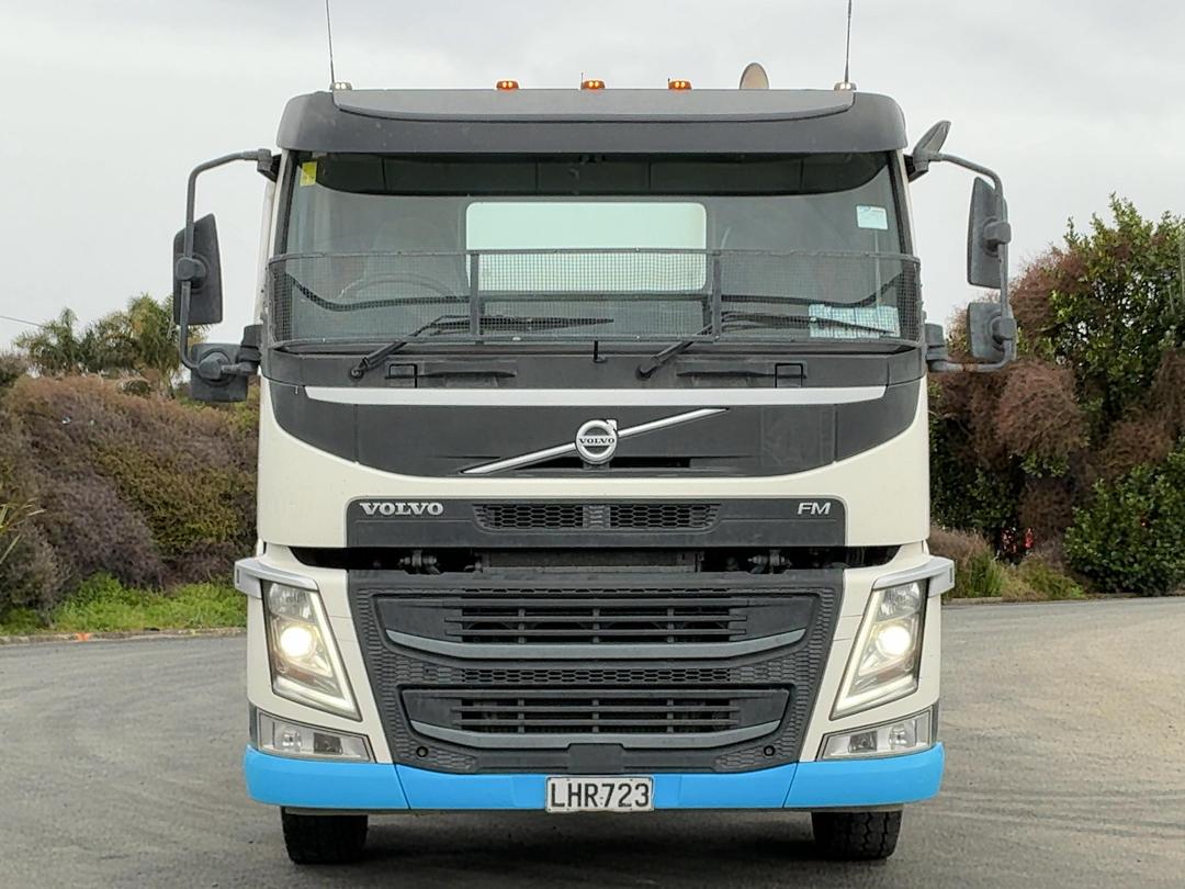 Photo '10' of Volvo FM 540 SERIES 4 8X4R Cab Chassis