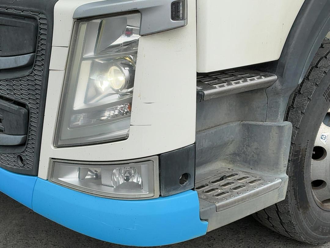 Photo '21' of Volvo FM 540 SERIES 4 8X4R Cab Chassis