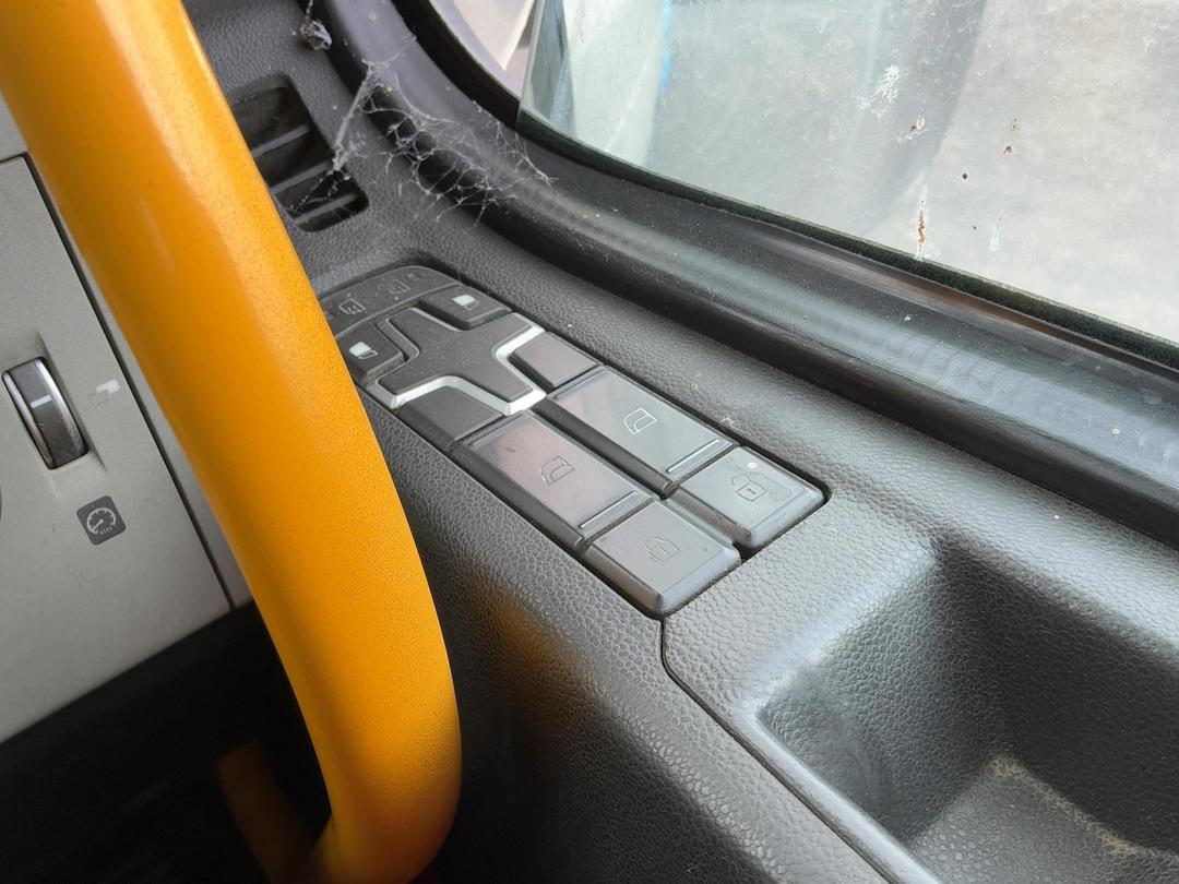 Photo '44' of Volvo FM 540 SERIES 4 8X4R Cab Chassis