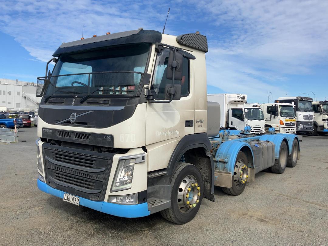 Photo '8' of Volvo FM540 Cab Chassis
