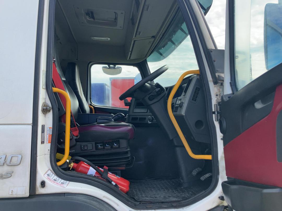 Photo '11' of Volvo FM540 Cab Chassis