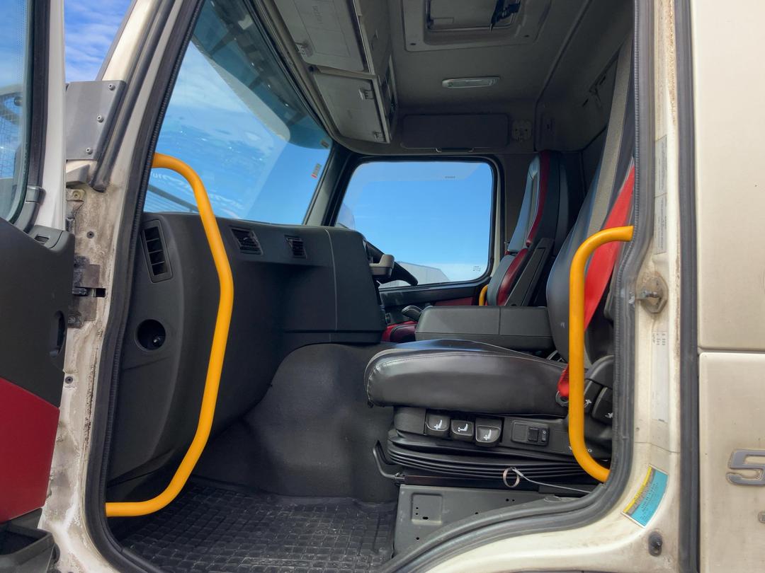 Photo '19' of Volvo FM540 Cab Chassis