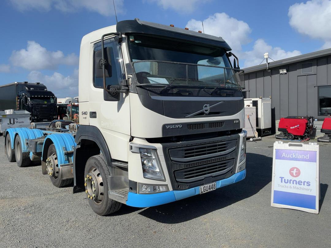 Photo '1' of Volvo FM540 Cab Chassis