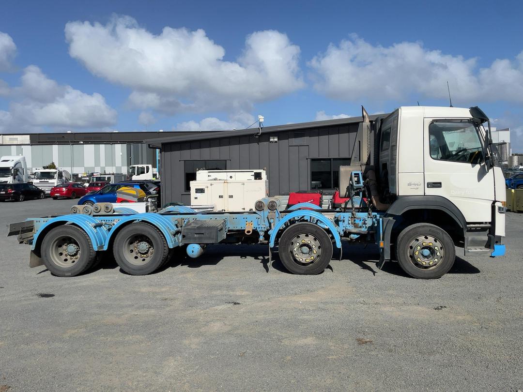 Photo '3' of Volvo FM540 Cab Chassis