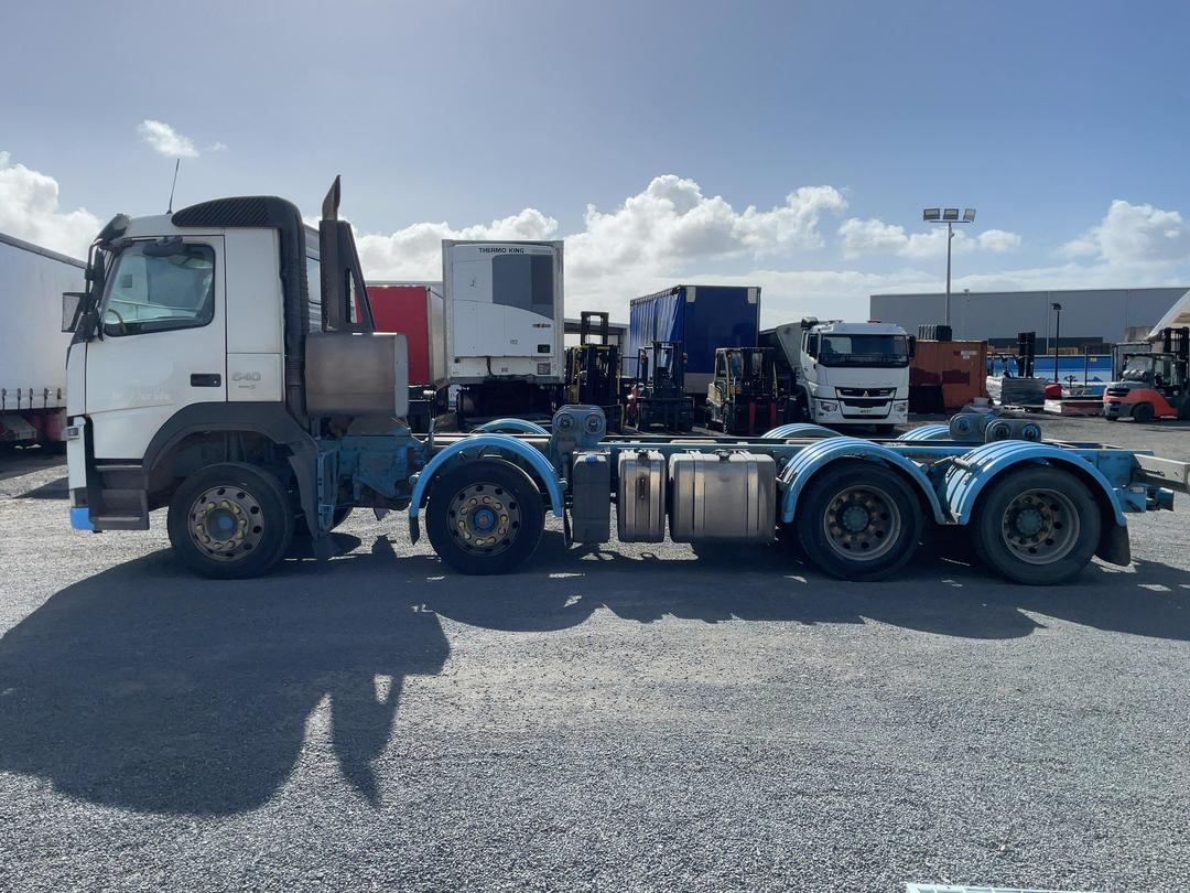 Photo '8' of Volvo FM540 Cab Chassis