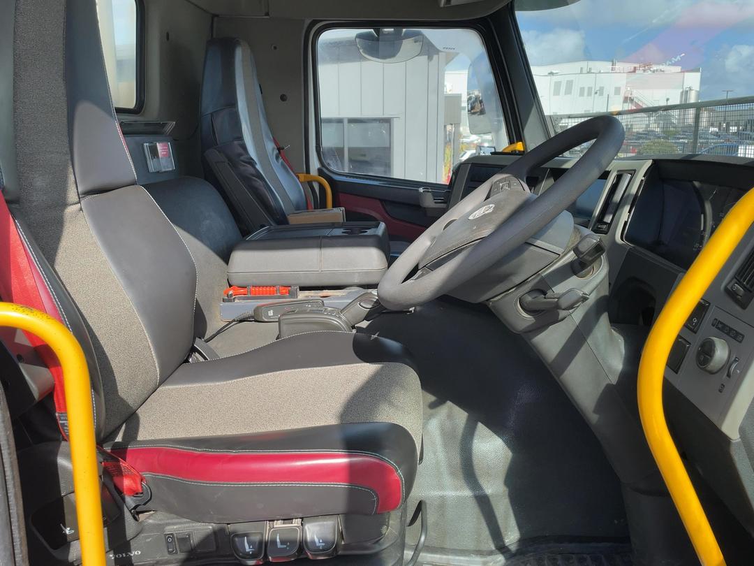 Photo '11' of Volvo FM540 Cab Chassis