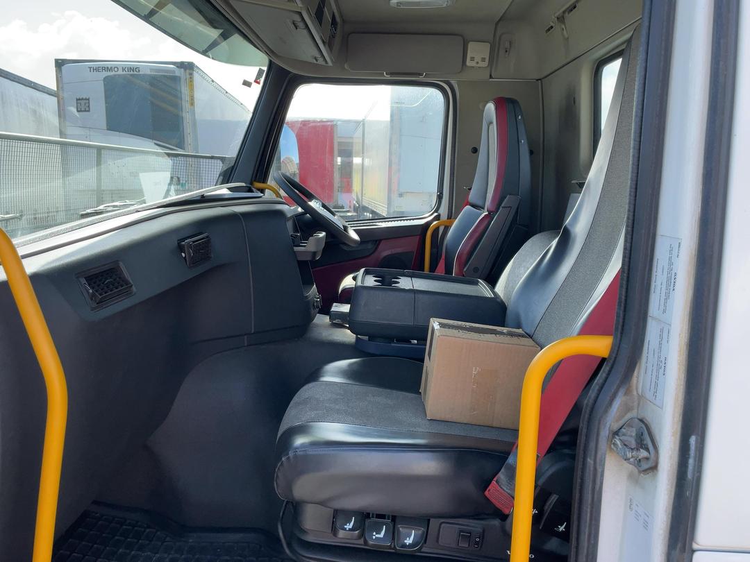 Photo '21' of Volvo FM540 Cab Chassis