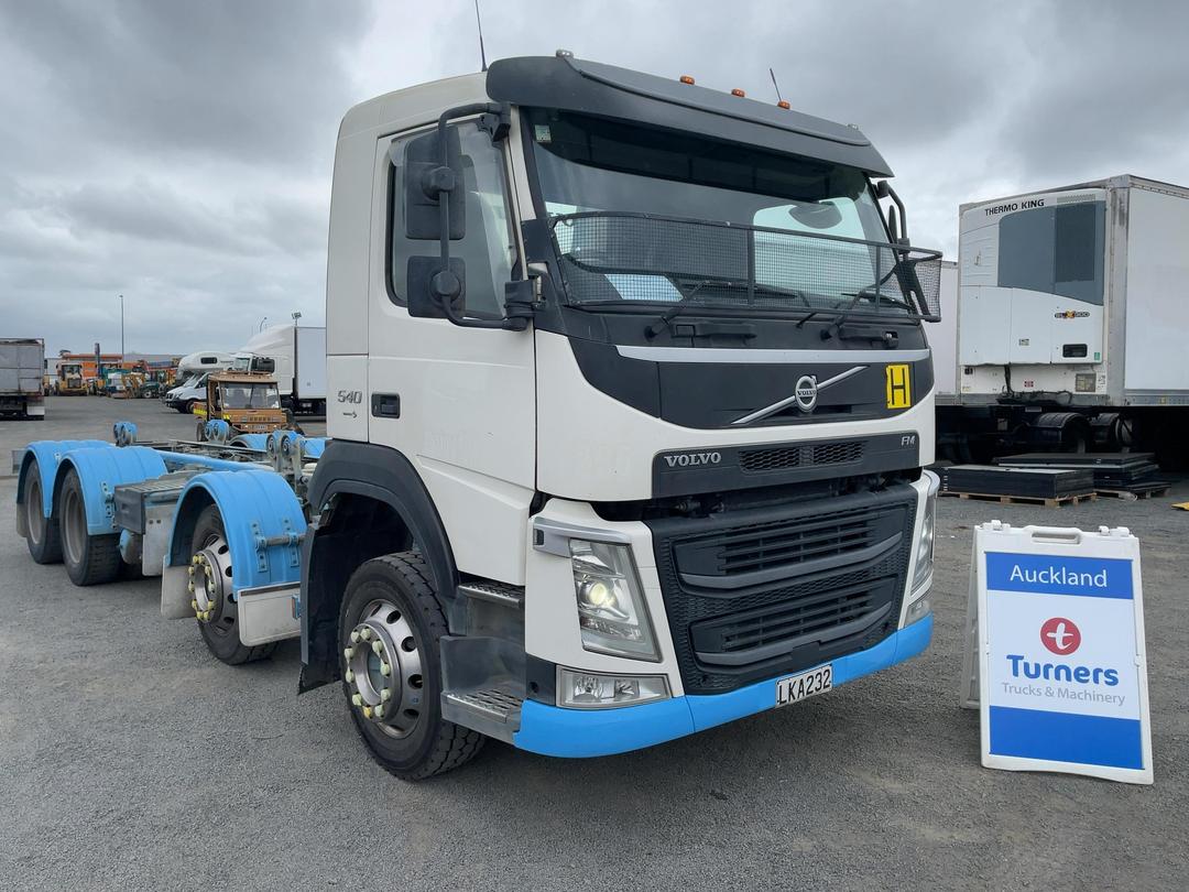Photo '1' of Volvo FM540 Tanker
