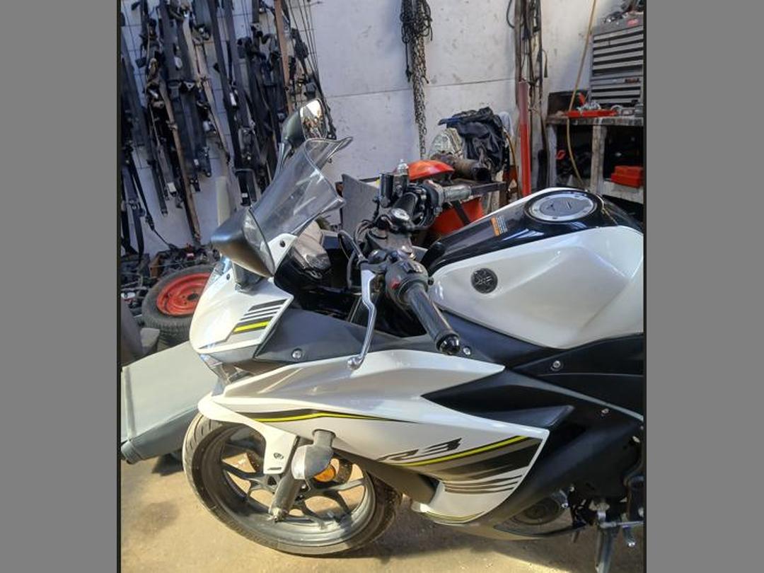 Photo '10' of Yamaha YZF R3AH Photo '10' of Yamaha YZF R3AH