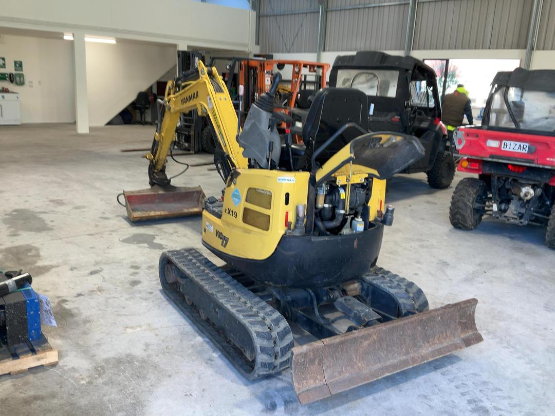 Photo '5' of Yanmar Vi017 Excavator