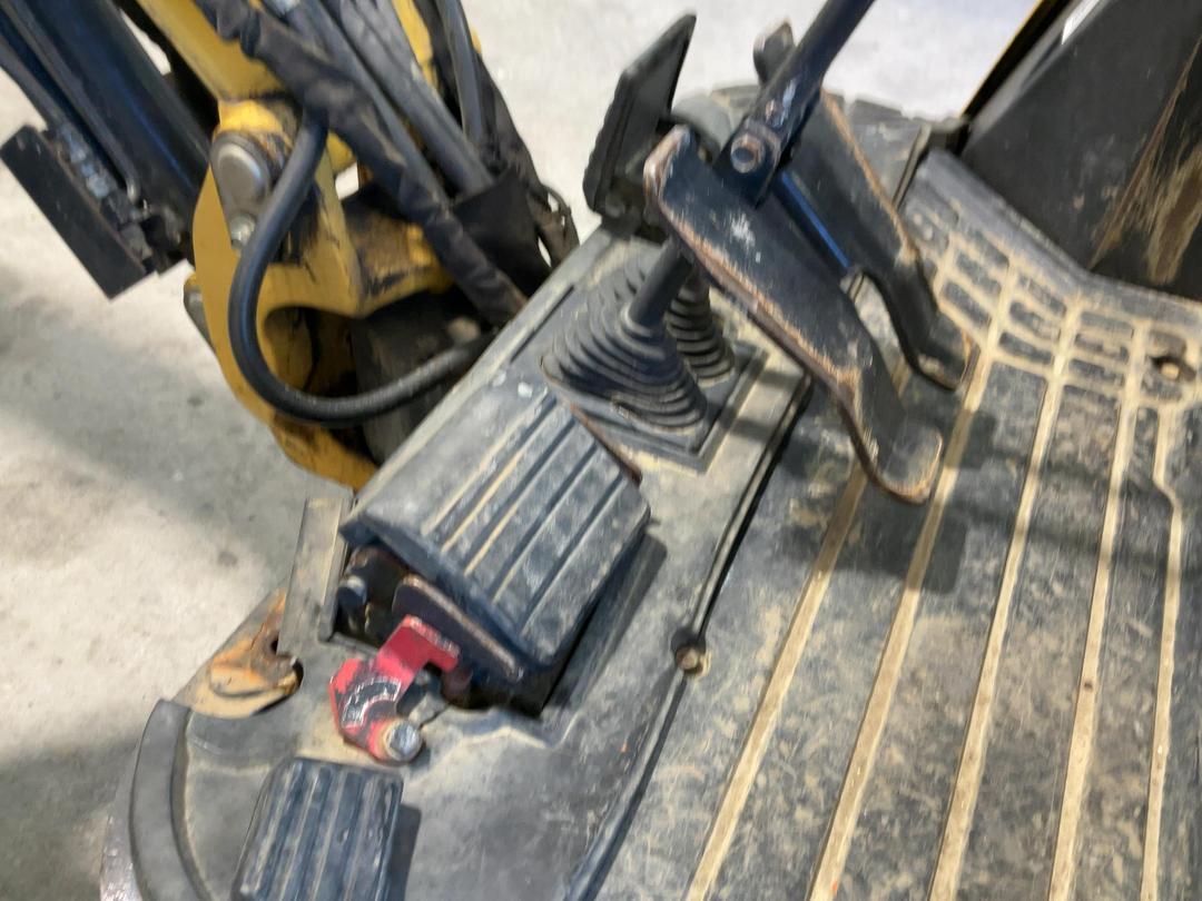 Photo '22' of Yanmar Vi017 Excavator
