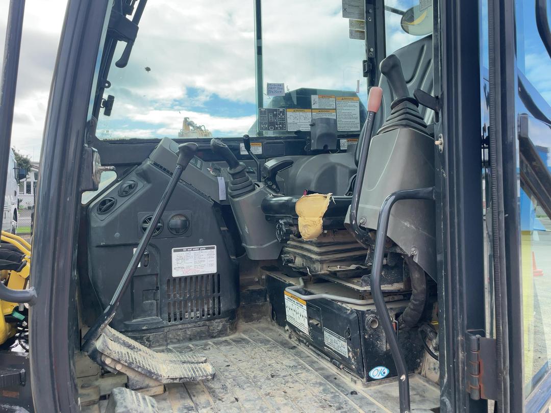Photo '12' of Yanmar ViO80 Excavator