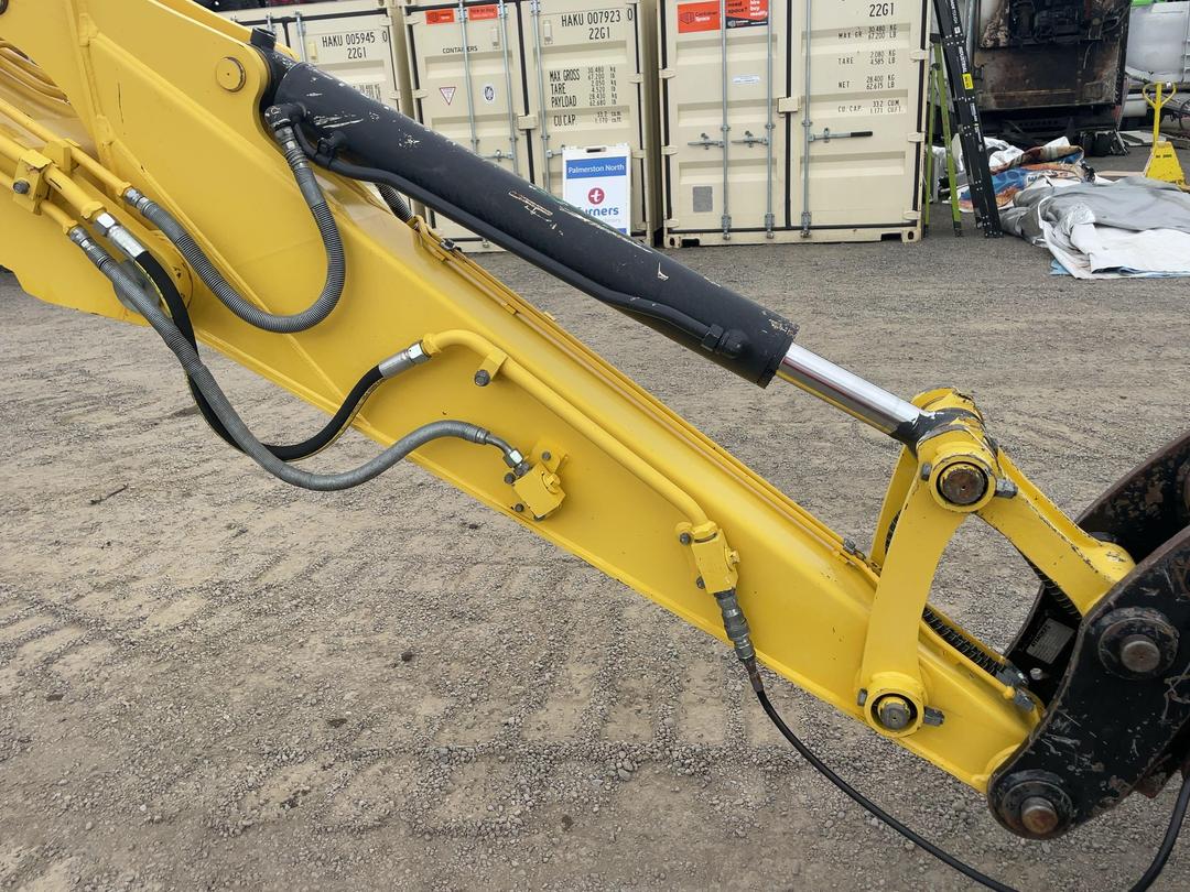 Photo '36' of Yanmar ViO80 Excavator