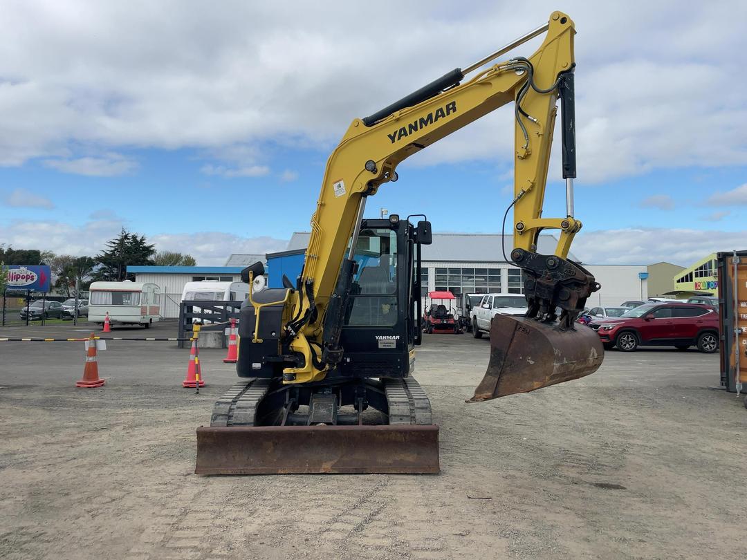 Photo '17' of Yanmar ViO80 Excavator