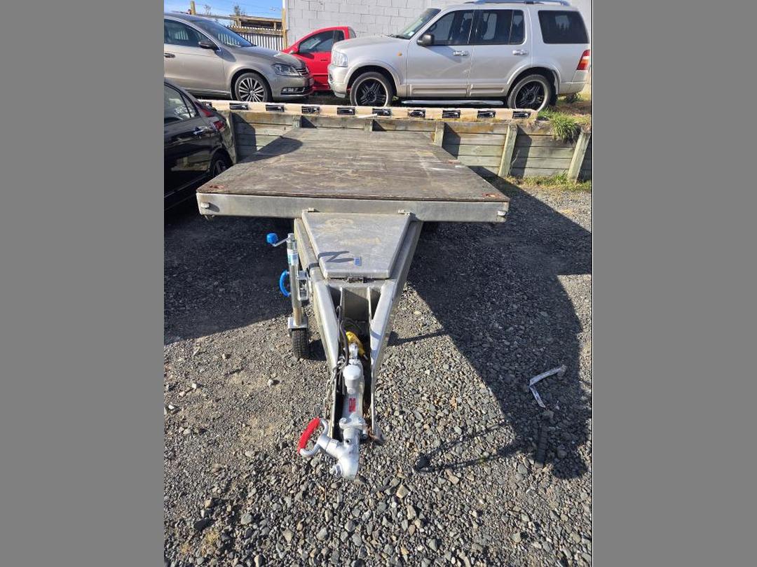 Photo '1' of 3 TON Flat Deck Flat Deck - Tandem