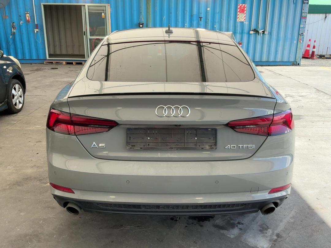 Photo '8' of Audi A5 2.0 Tfsi S Tronic Photo '8' of Audi A5 2.0 Tfsi S Tronic