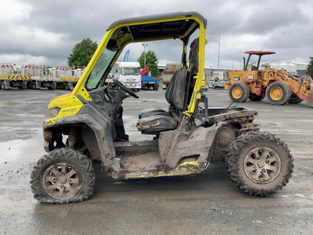 Photo '6' of Can Am Defender XMR 4WD