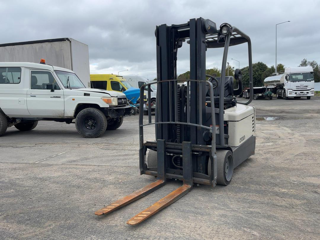 Photo '9' of CROWN SC 4540-40 Forklift