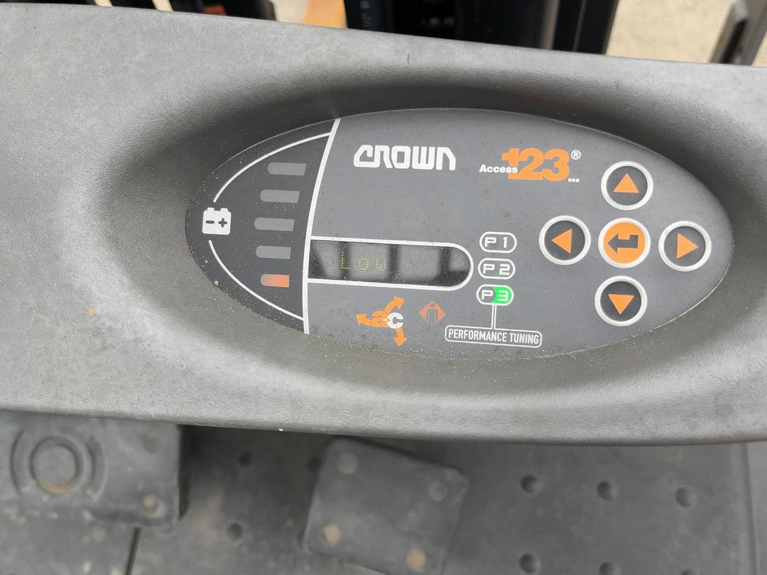 Photo '15' of CROWN SC 4540-40 Forklift