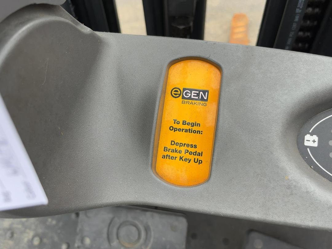 Photo '17' of CROWN SC 4540-40 Forklift