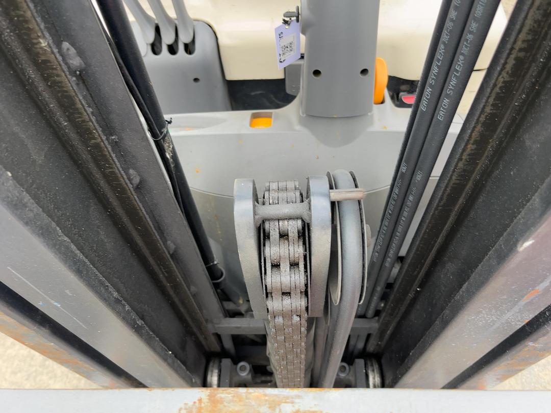 Photo '31' of CROWN SC 4540-40 Forklift