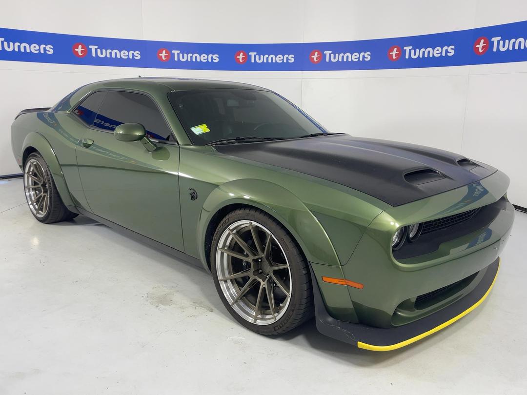 Photo '1' of Dodge Challenger