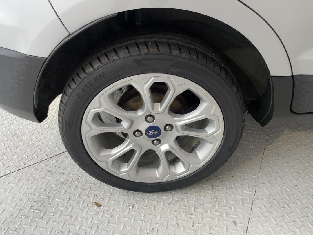Photo '12' of Ford Ecosport