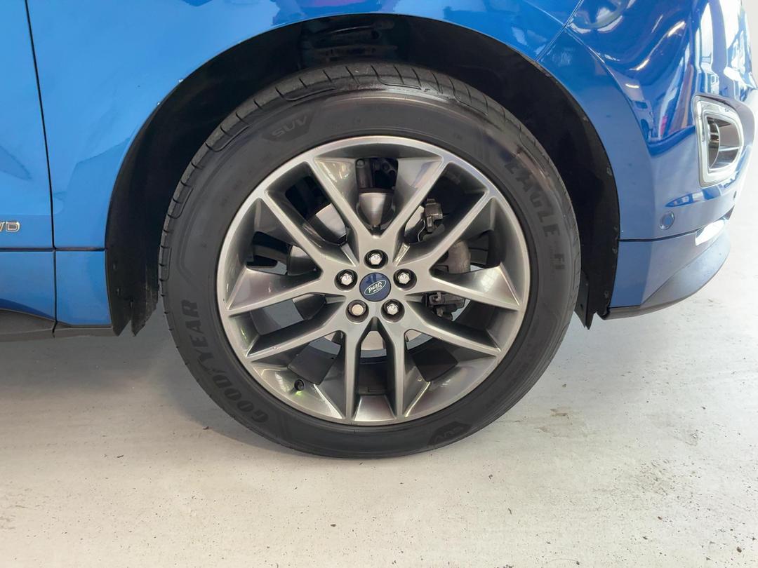 Photo '9' of Ford Endura