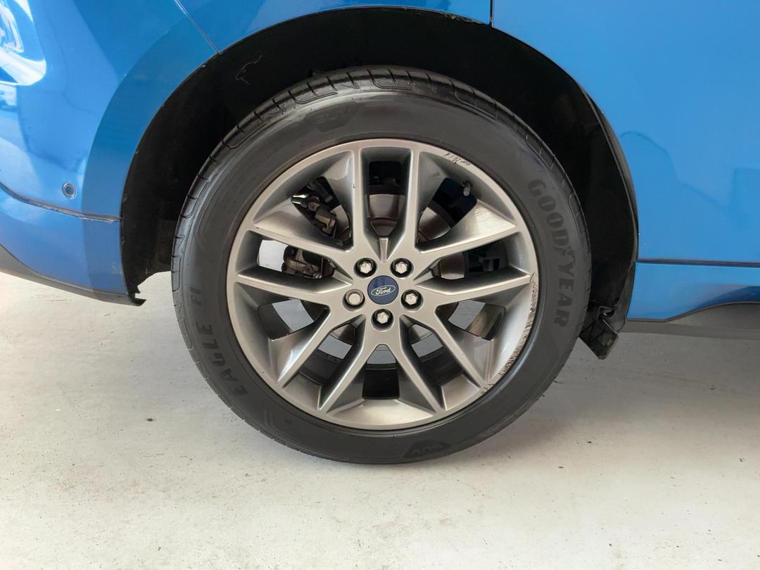 Photo '12' of Ford Endura