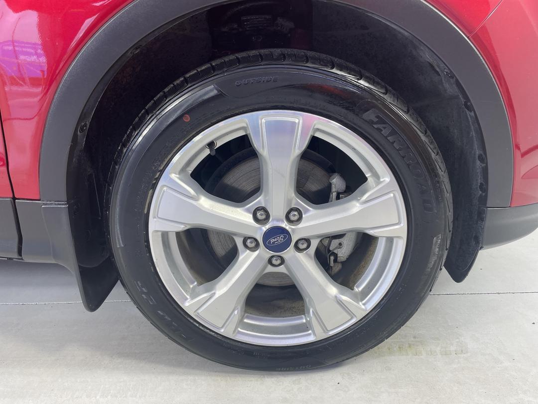 Photo '9' of Ford Escape