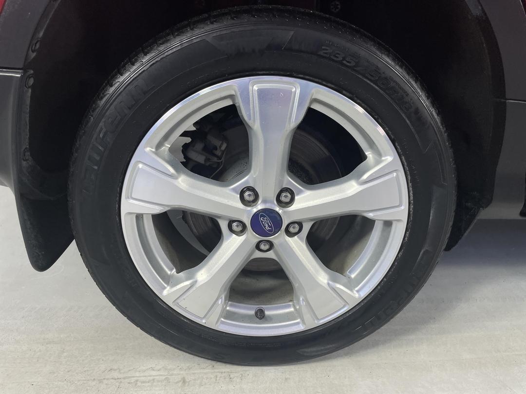 Photo '12' of Ford Escape