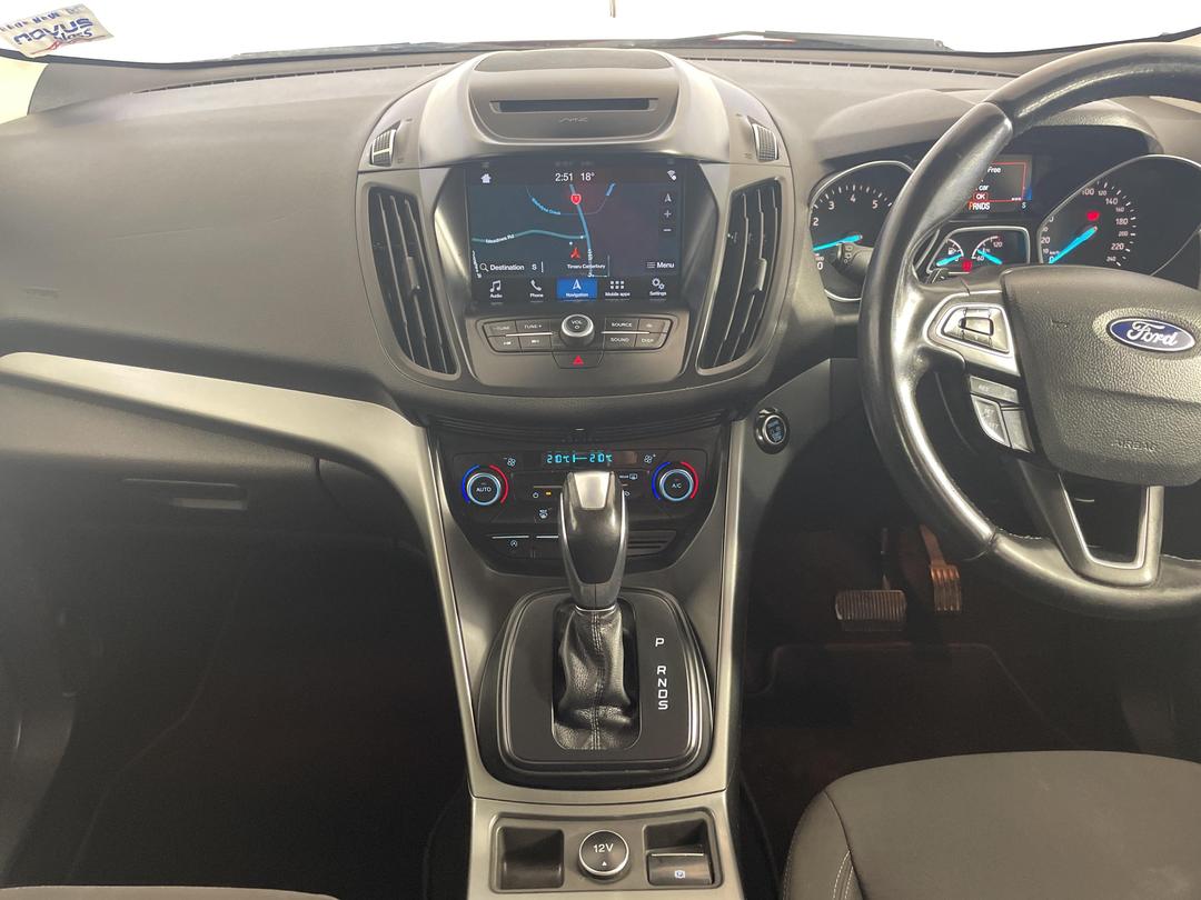 Photo '18' of Ford Escape