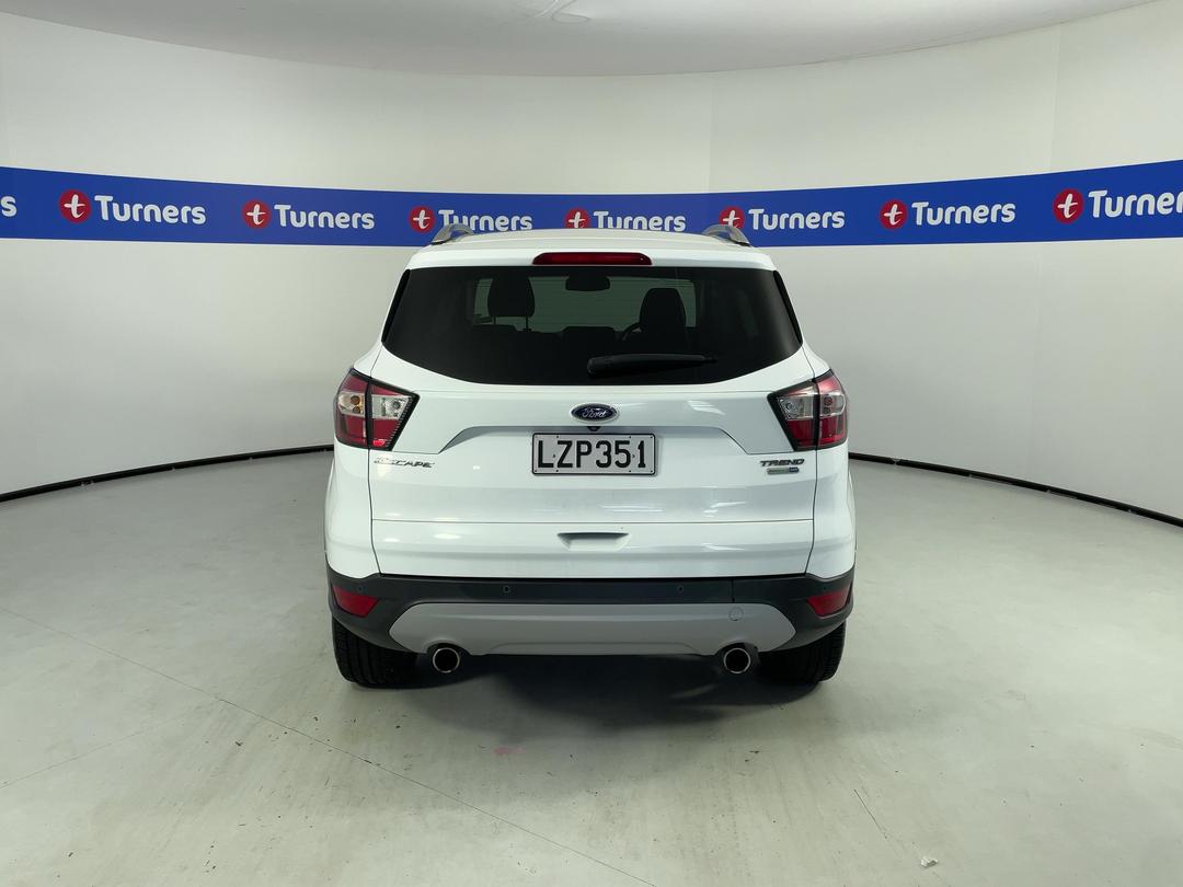 Photo '6' of Ford Escape