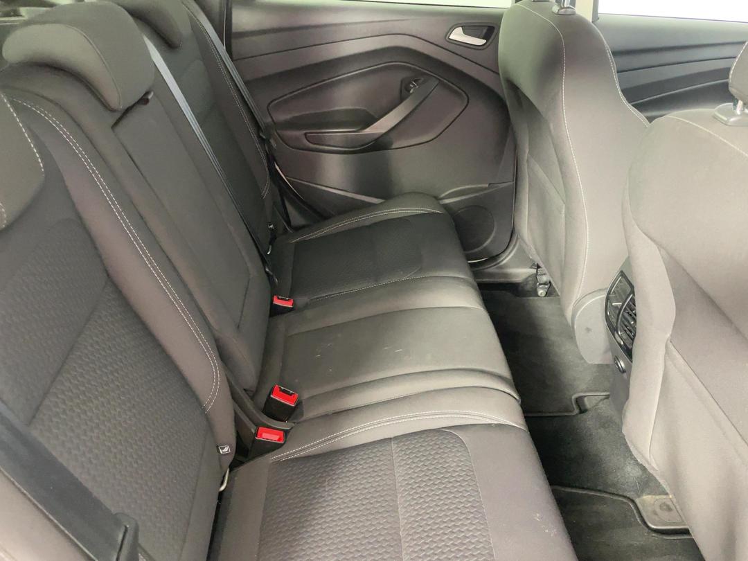 Photo '20' of Ford Escape