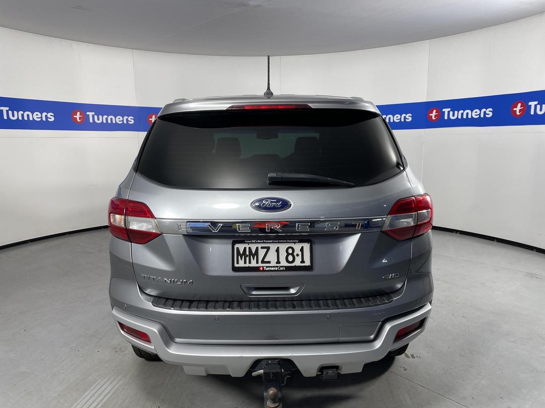 Photo '6' of Ford Everest