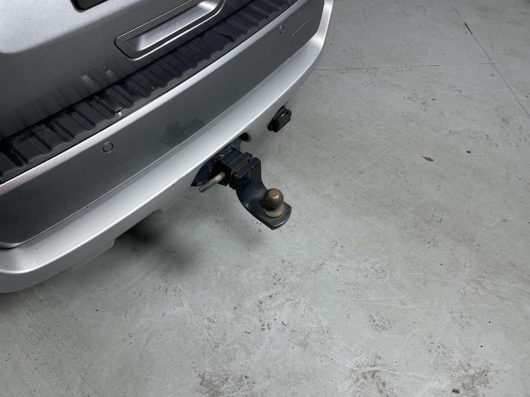 Photo '25' of Ford Everest