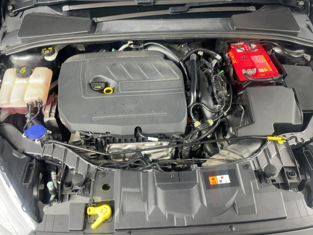 Photo '13' of Ford Focus