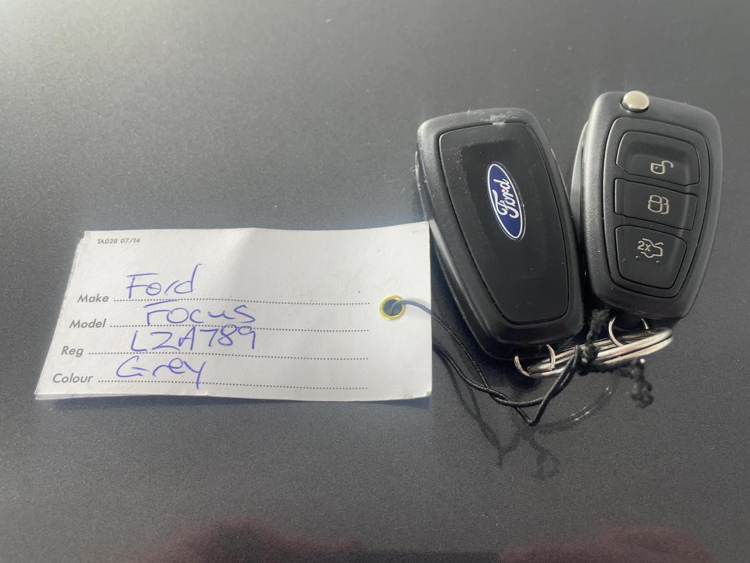 Photo '22' of Ford Focus